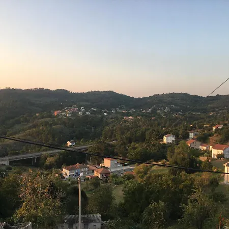 펜션 Chalet Entero Ribeira Sacra